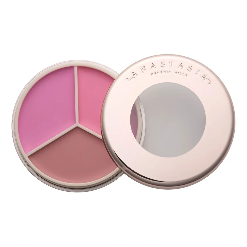 PINK  Magic Touch Blush Trio Size: .011 Oz. NEW UNUSED BOXED